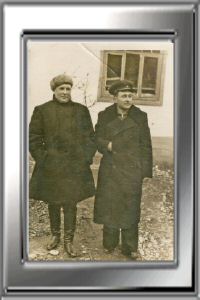 Фиалкин Алексей Александрович и Климентовский Николай Сергеевич, март 1952 г., г. Грозный